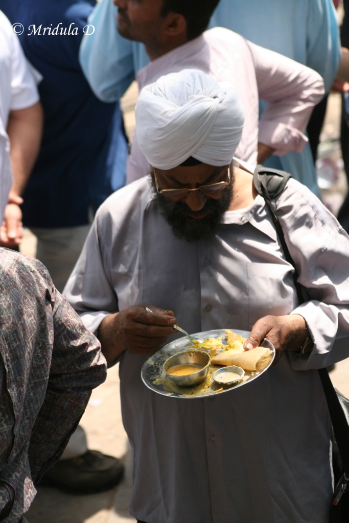Time for some food at Jantar Mantar
