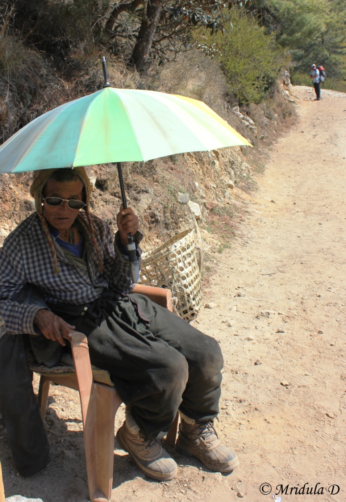 The Man Behind the Appeal for Donation near Namche