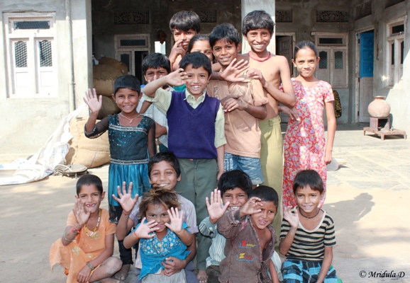 Kids at the Village near Lakshman Sagar, Pali, Rajasthan
