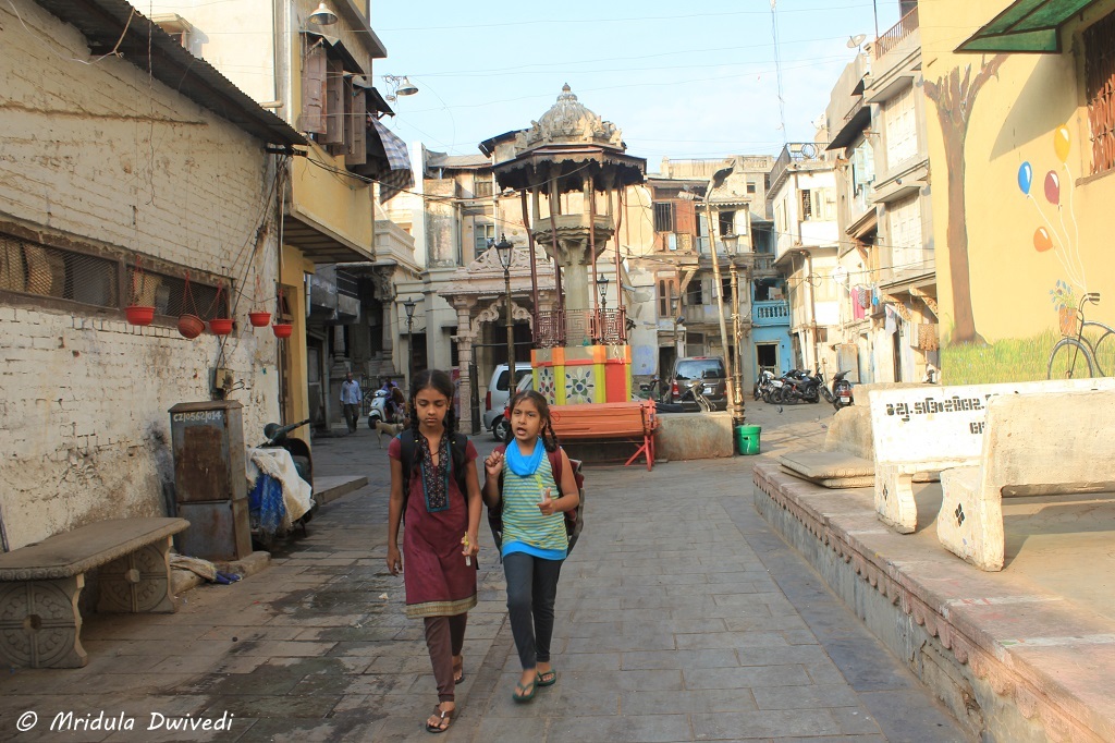lanes-pols-heritage-walk-ahmedabad