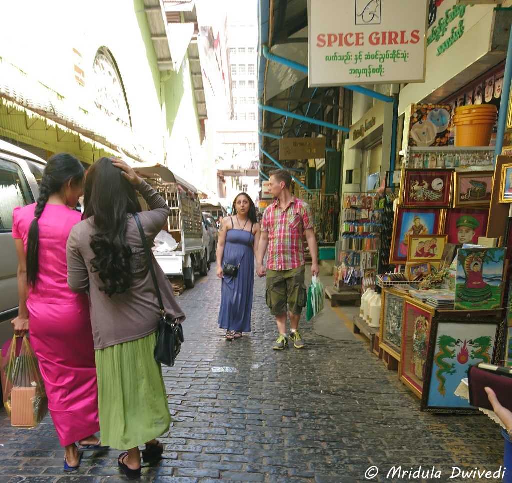 dress-code-women-myanmar
