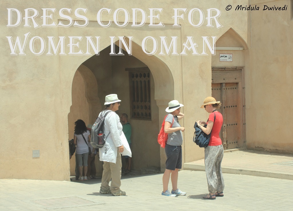 dress-code-women-oman