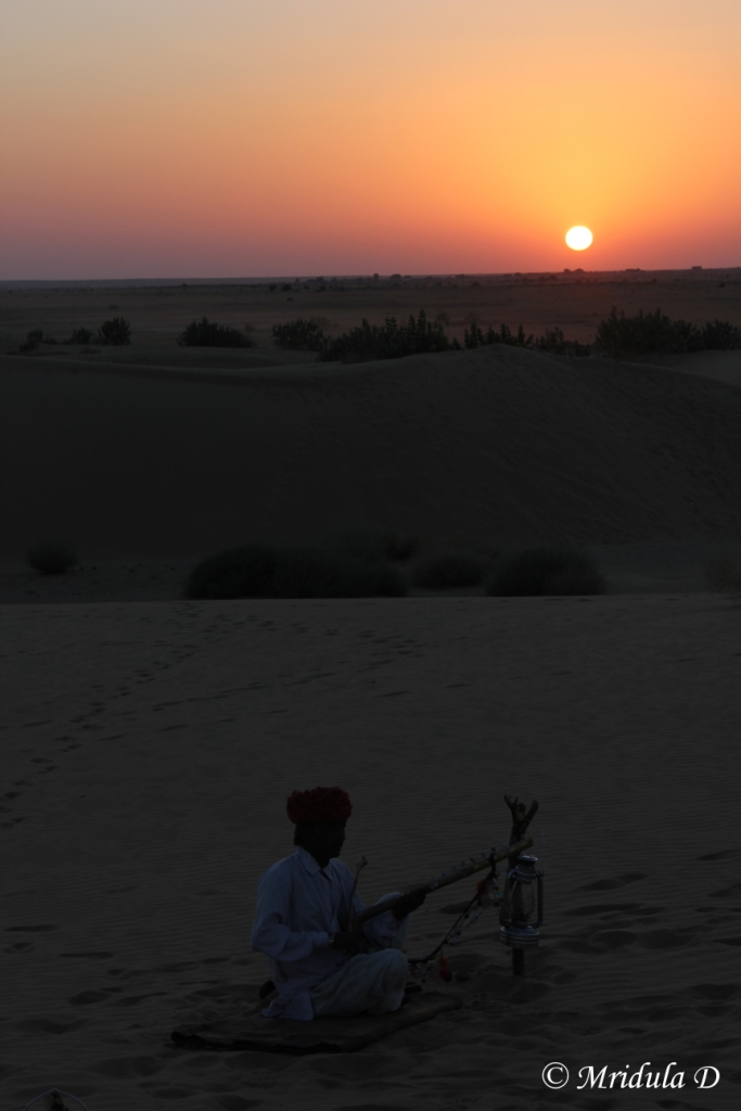 Musician at Sunset, Lakhmana Sand Dunes, Jaisalmer, Rajasthan