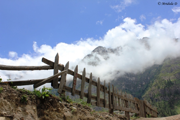 Beautiful Trail, Dharapani to Chame, Annapurna Circuit Trek, Nepal