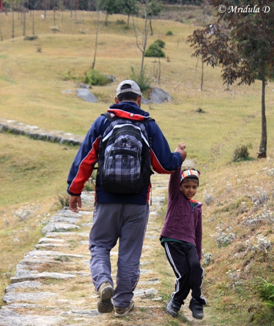 Hiking at Deoria Tal, Uttarakhand