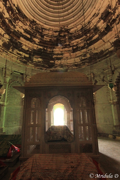 The Interiors, Gosh Muhammad Tomb, Lakhpat