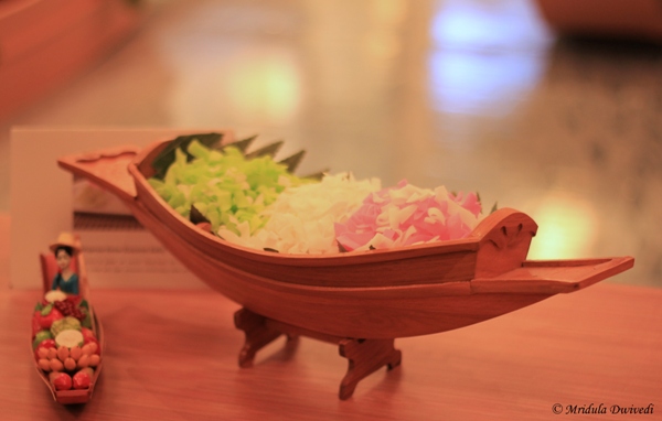 thai-boats-miniature