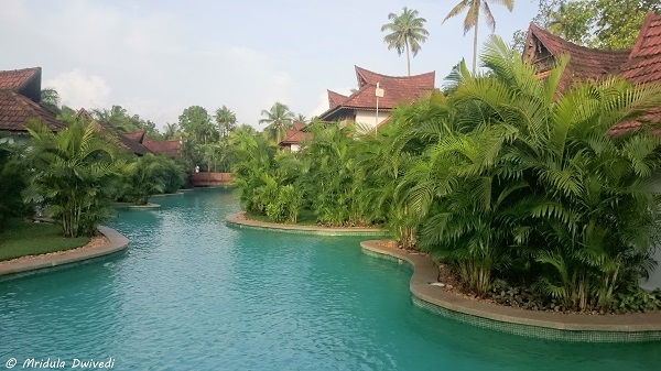 meandering-pool-villas-kumarakom-lake-resort