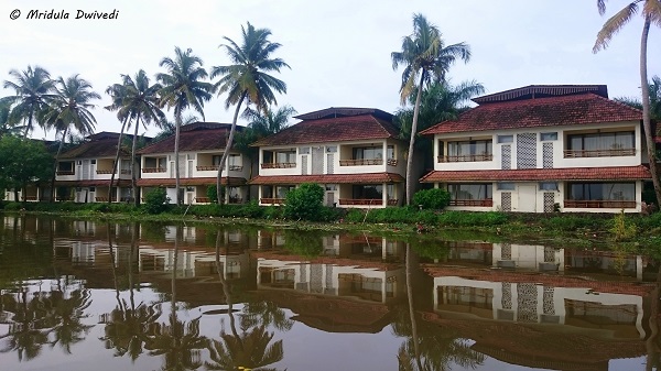 resort-kerala-backwaters