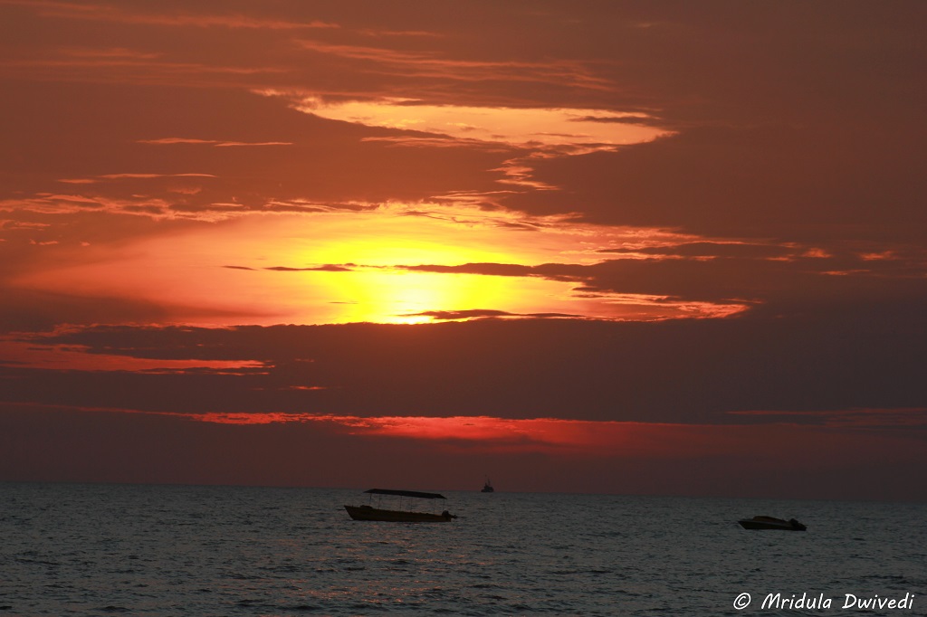 sunset-cavelossim-beach-goa