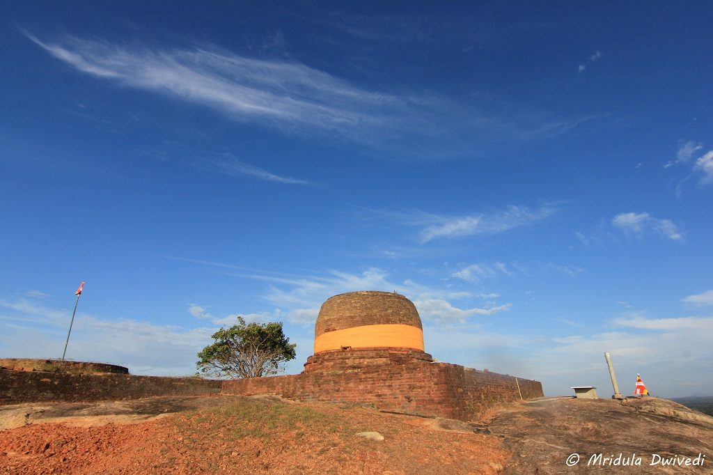 kudumbigala-monastery