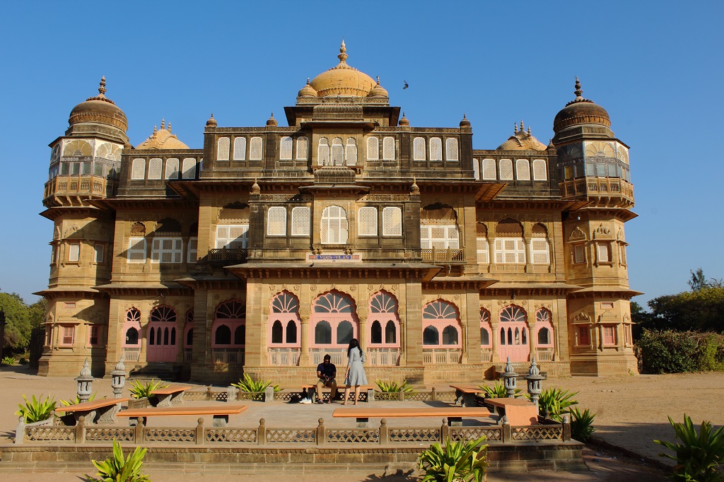 vijay-vilas-palace-mandvi