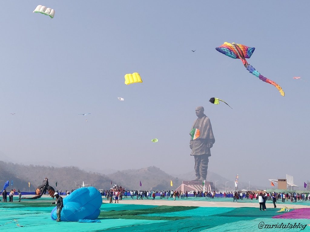 statue of unity during the international kite festival