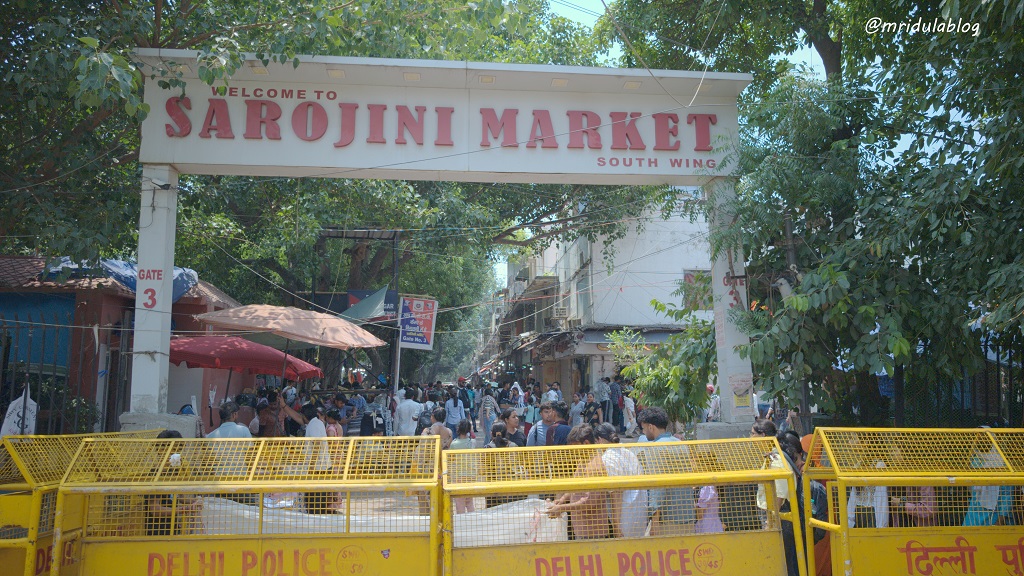 Sarojini Nagar Market, Delhi, India